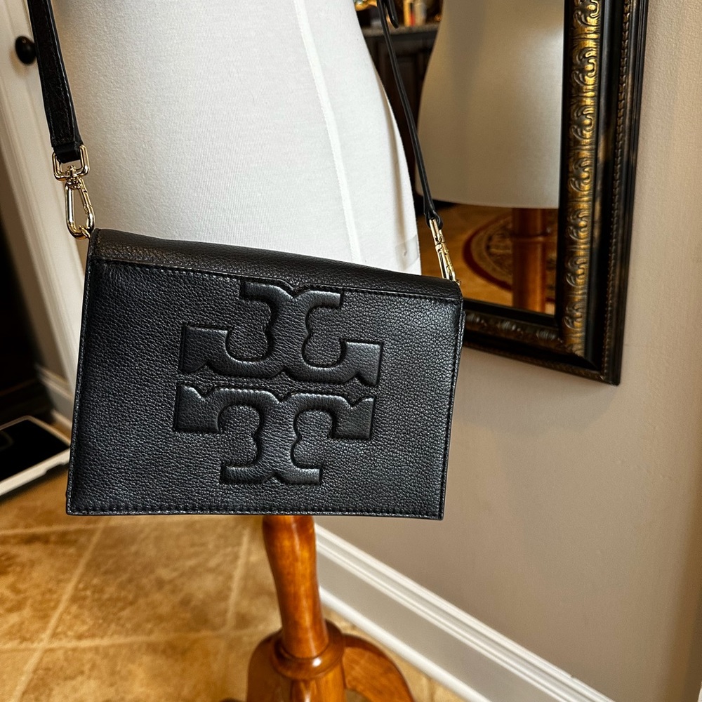LIKE NEW TORY BURCH T Bombe Crossbody